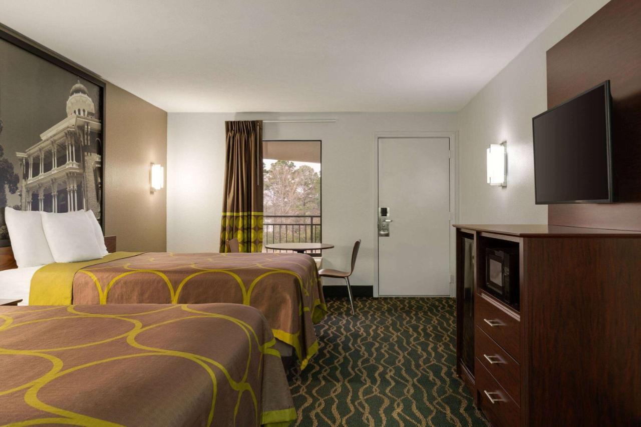 Super 8 By Wyndham Pearl/Jackson/East Hotel Exterior photo