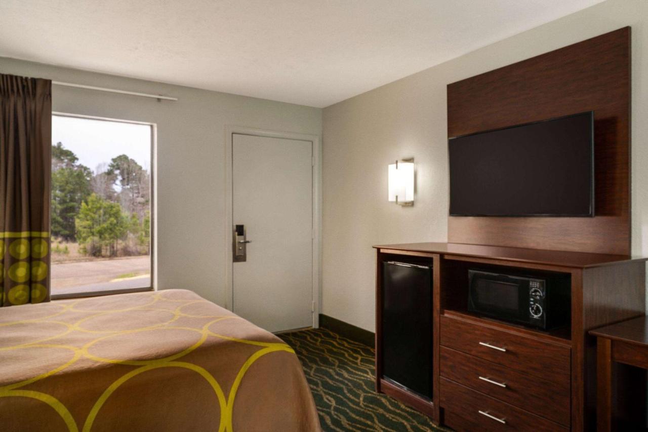 Super 8 By Wyndham Pearl/Jackson/East Hotel Exterior photo