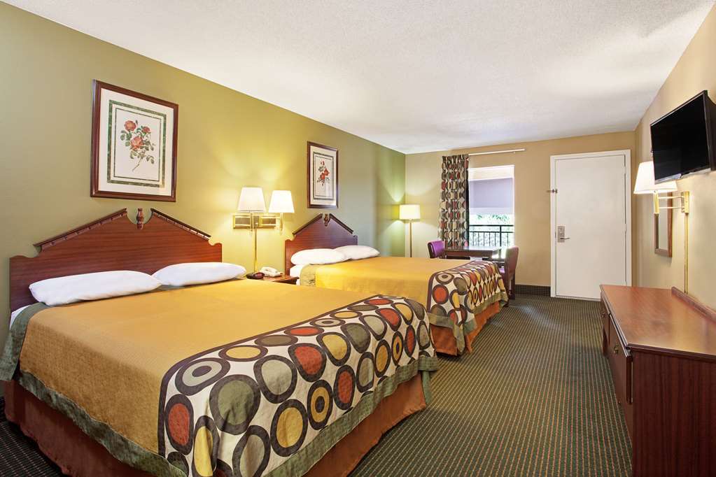 Super 8 By Wyndham Pearl/Jackson/East Hotel Room photo